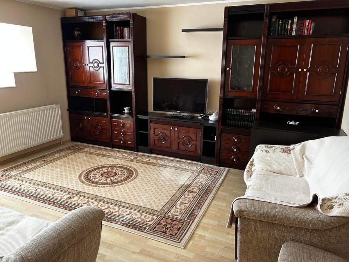 Lalelelor Apartment Σουκεάβα Εξωτερικό φωτογραφία